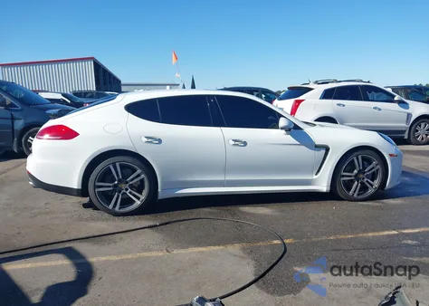 2016 Porsche Panamera 4 z USA, uszkodzony, nr VIN WP0AA2A74GL006675